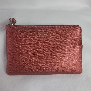 Coach Corner Zip Crossgrain Leather Wristlet Wrist Strap Is Attached